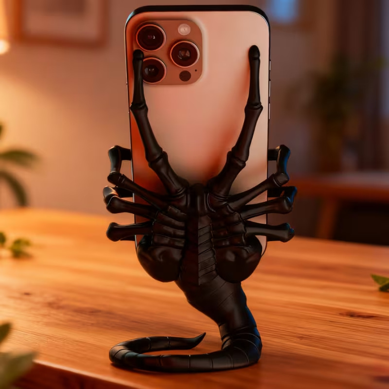Creative Alien Facehugger Phon - огляд і ціна Phone Accessories Toys