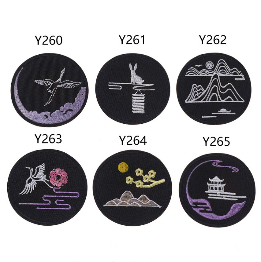 10 Pcs Holiday Badges Embroide - огляд і ціна Phone Accessories Pictures